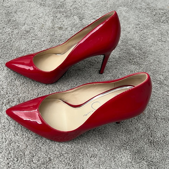 Jessica Simpson Red Patent Leather Heels size 7 1/2 - Picture 3 of 6